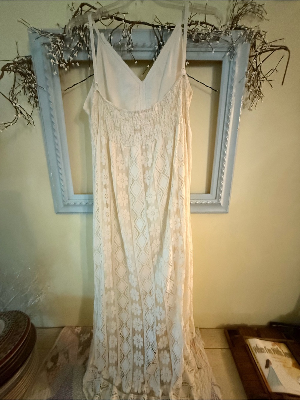 Boho Fashion Trendy Candlelight Beige Lace Midi Dress with Pom Tassels New - Picture 4 of 4